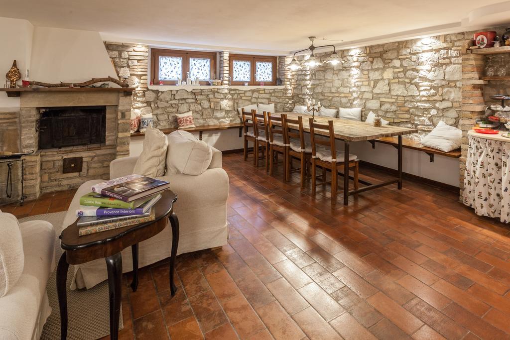 Assisi Charme Bed and Breakfast Exteriör bild