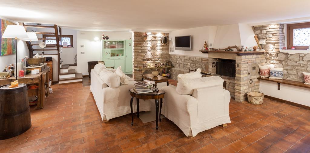 Assisi Charme Bed and Breakfast Exteriör bild