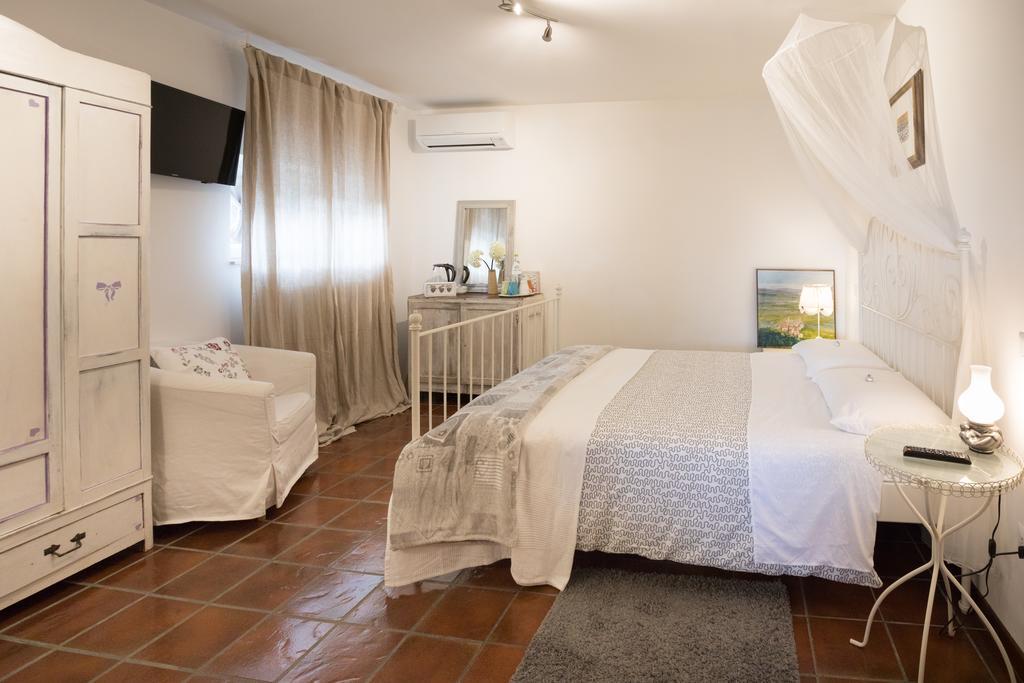 Assisi Charme Bed and Breakfast Exteriör bild